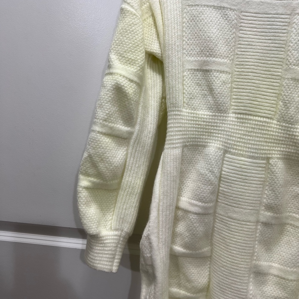 Area Stars Off White Open Back Knit Dress Size Large $175 - Picture 4 of 10